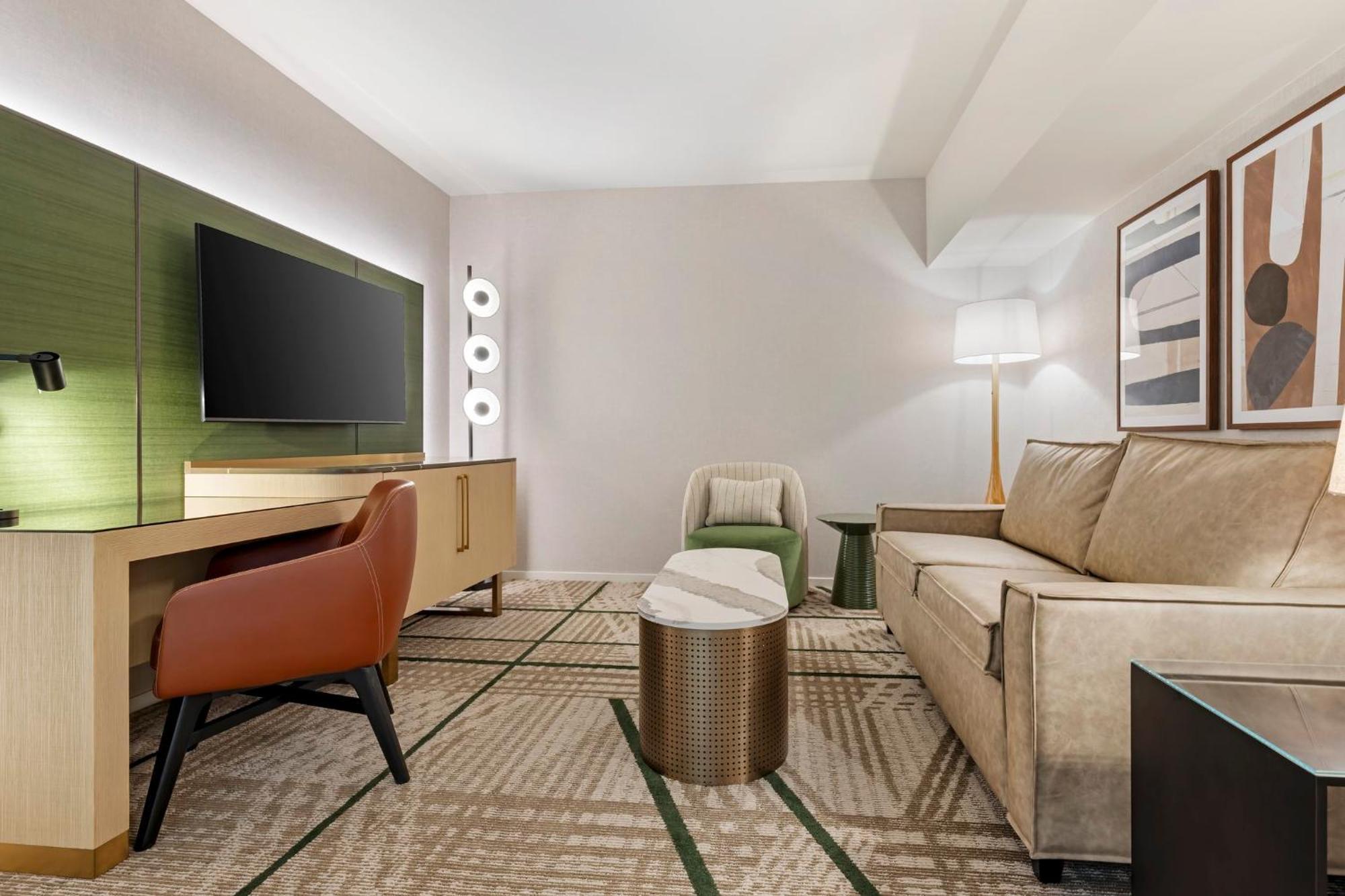 Omni At The Ballpark 4*