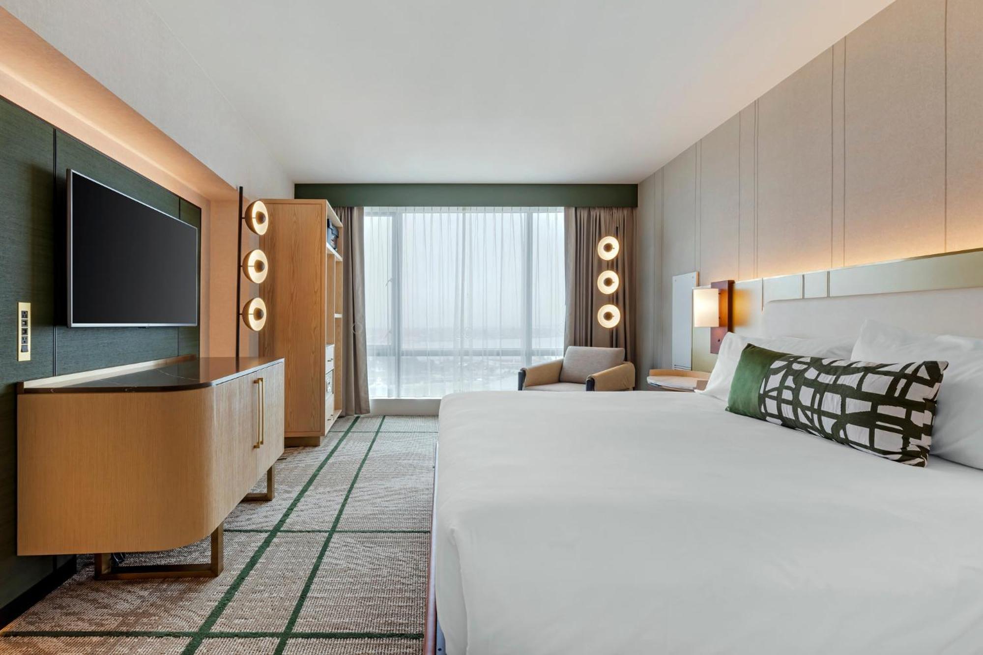 Omni At The Ballpark Hotel